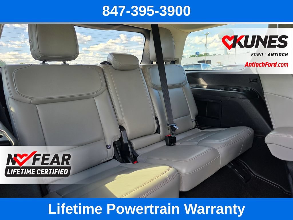 Certified 2025 Ford Expedition Active AWD/4WD image 36