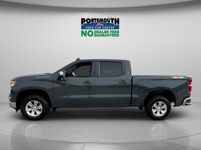 Used 2025 Chevrolet Silverado 1500 LT AWD/4WD image 2