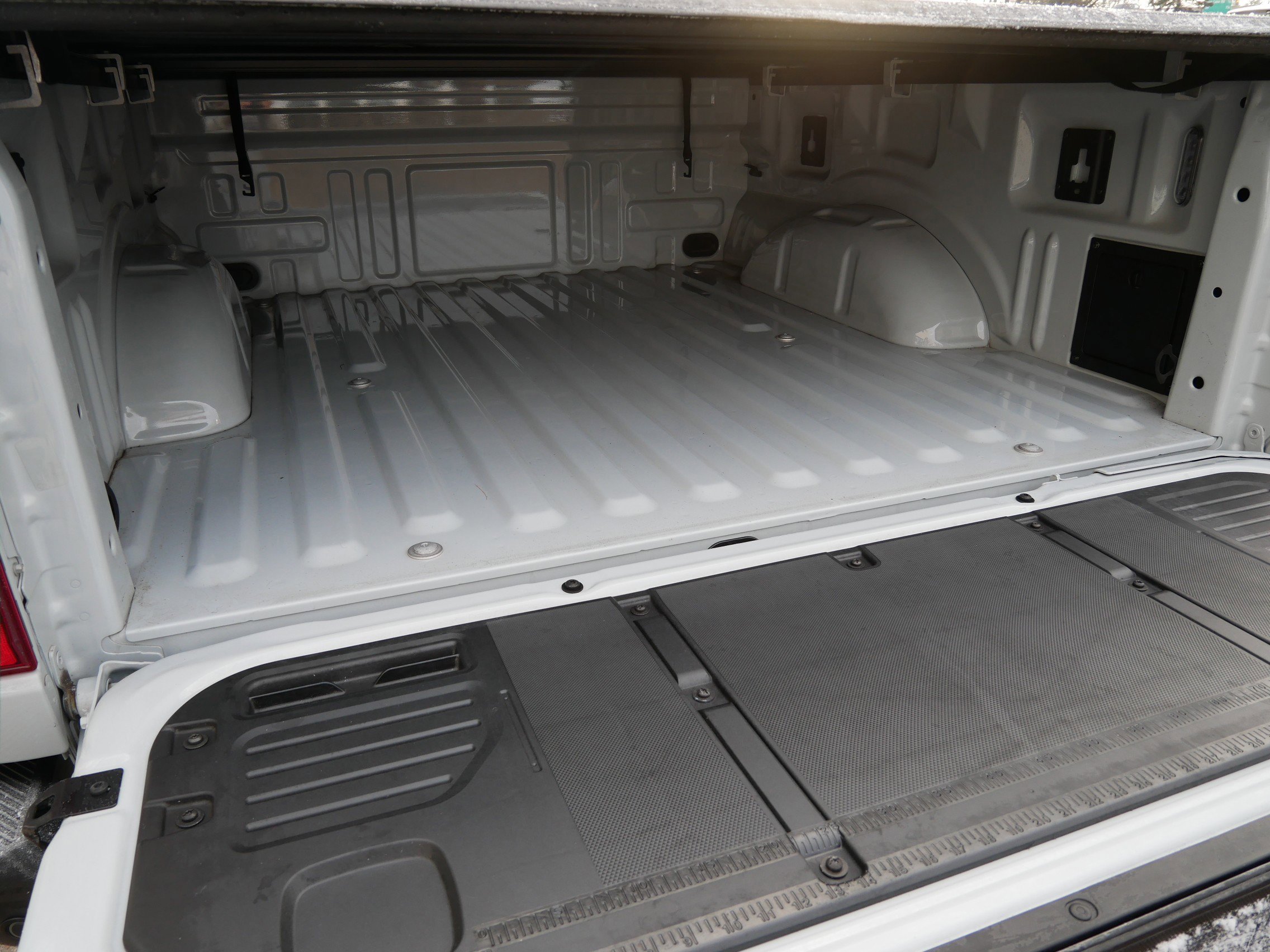 Certified 2024 Ford F150 Raptor image 9