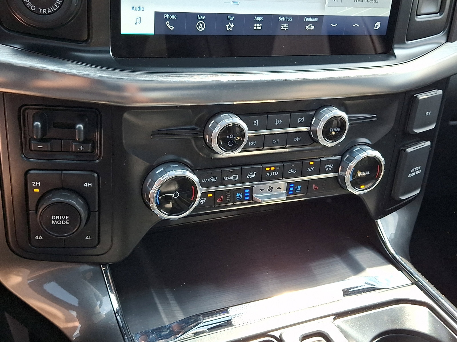 Certified 2023 Ford F150 Lariat w/ Equipment Group 502A High AWD/4WD image 19