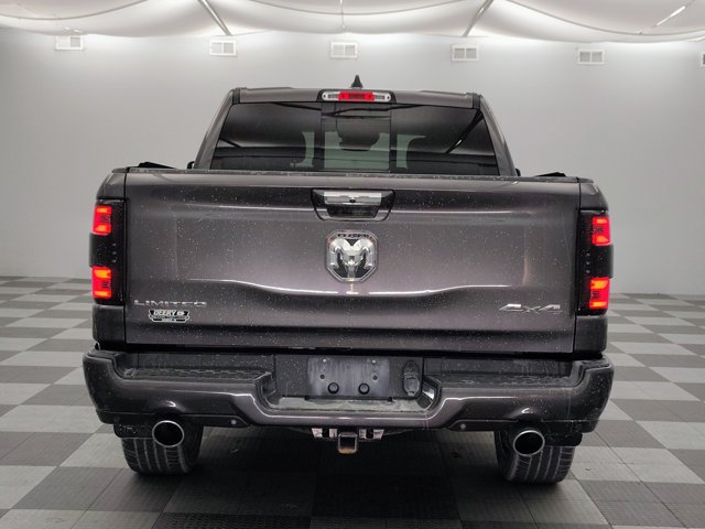Used 2022 RAM 1500 Limited w/ Body Color Bumper Group AWD/4WD image 5