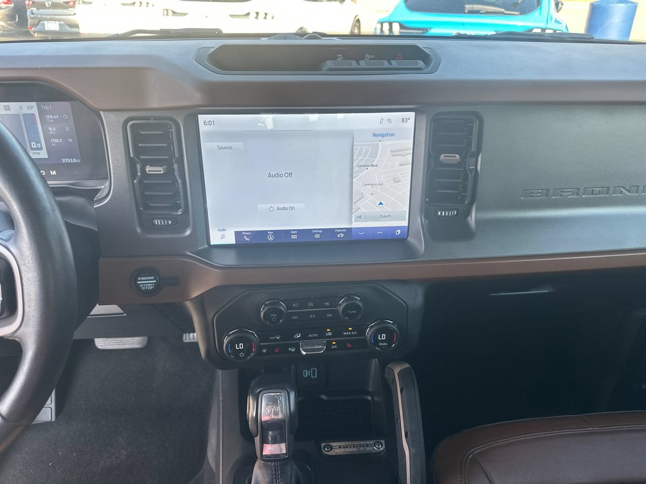 Certified 2024 Ford Bronco Outer Banks AWD/4WD image 29