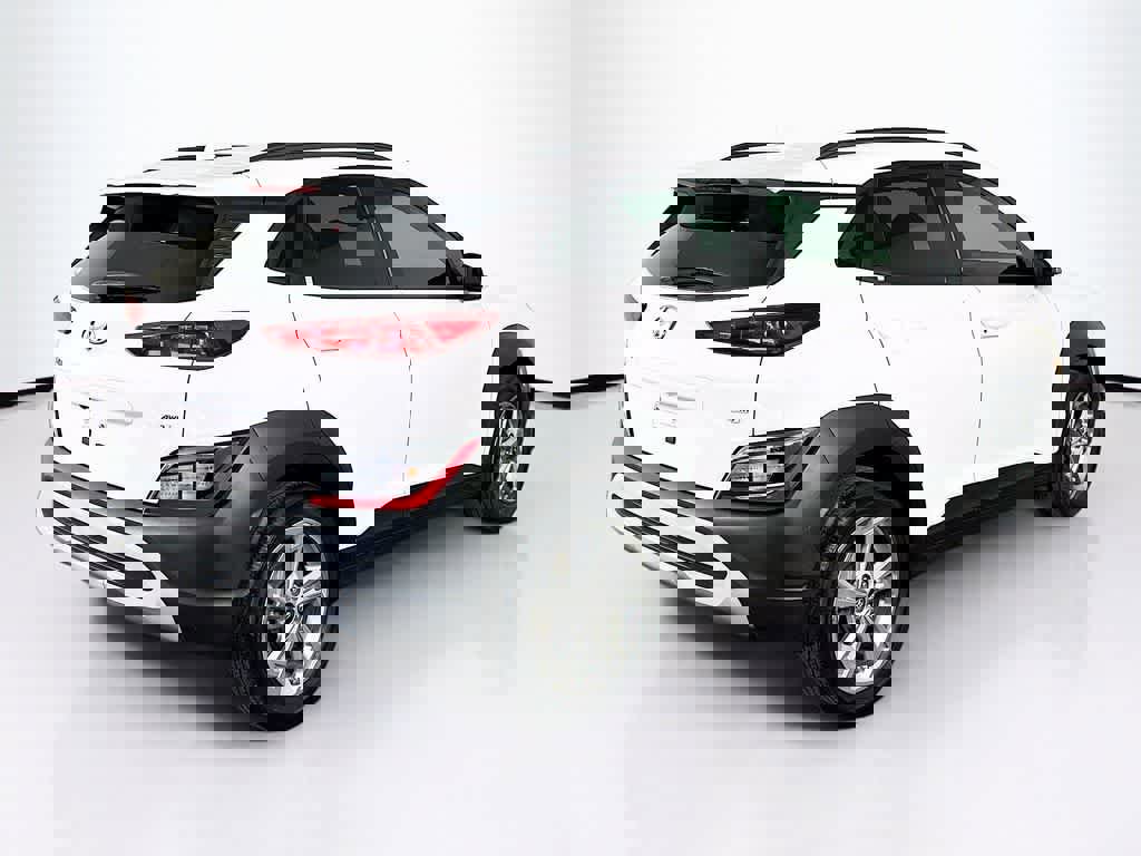 Used 2022 Hyundai Kona SEL w/ Cargo Package image 5