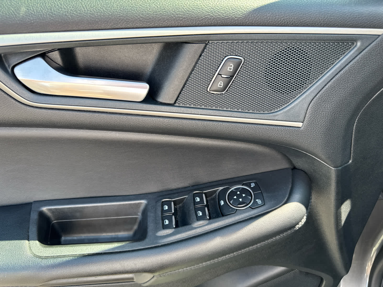 Certified 2024 Ford Edge SEL AWD/4WD image 26