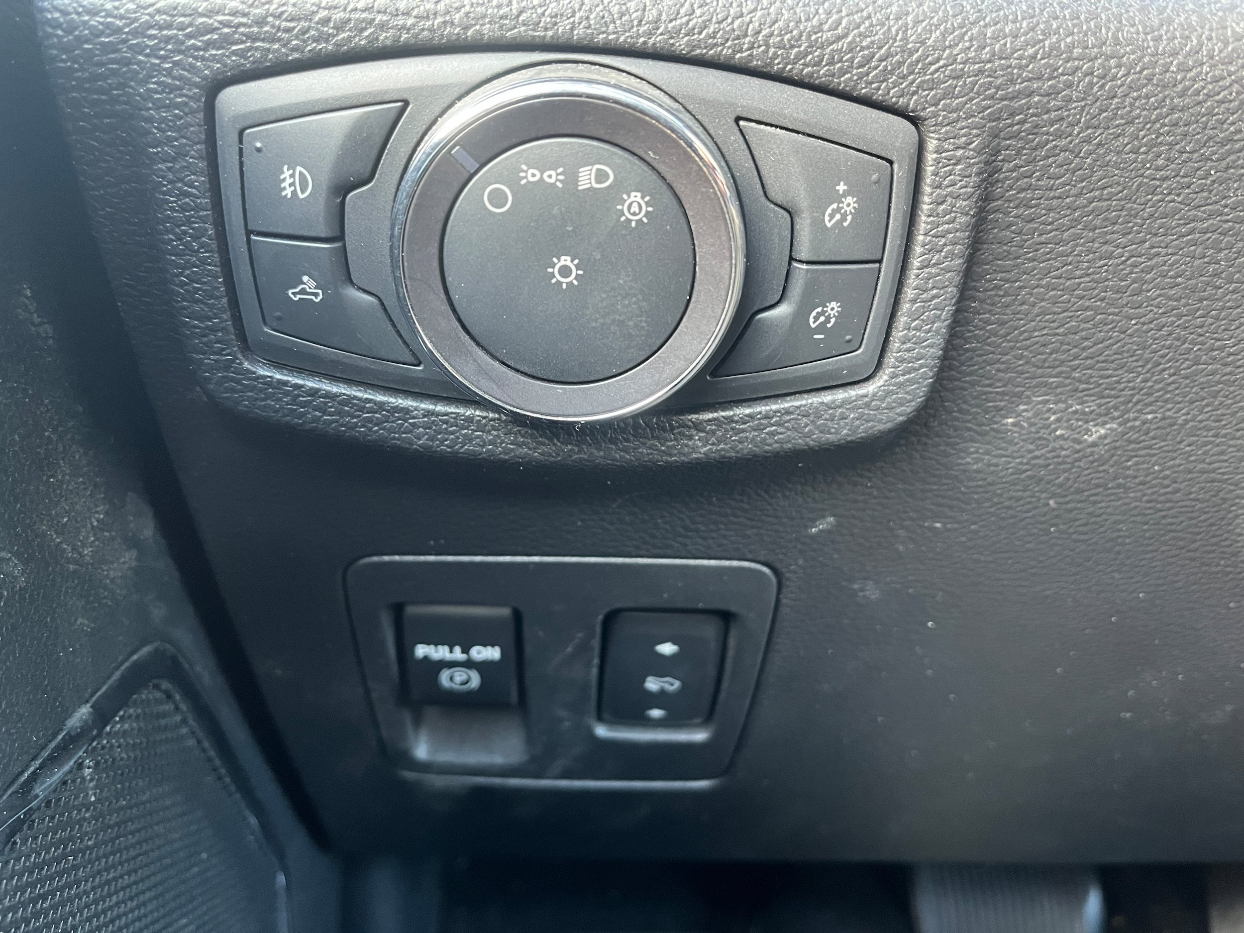 Certified 2019 Ford F150 Lariat AWD/4WD image 26