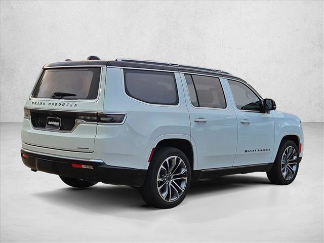 Used 2024 Jeep Grand Wagoneer Series III AWD/4WD image 5