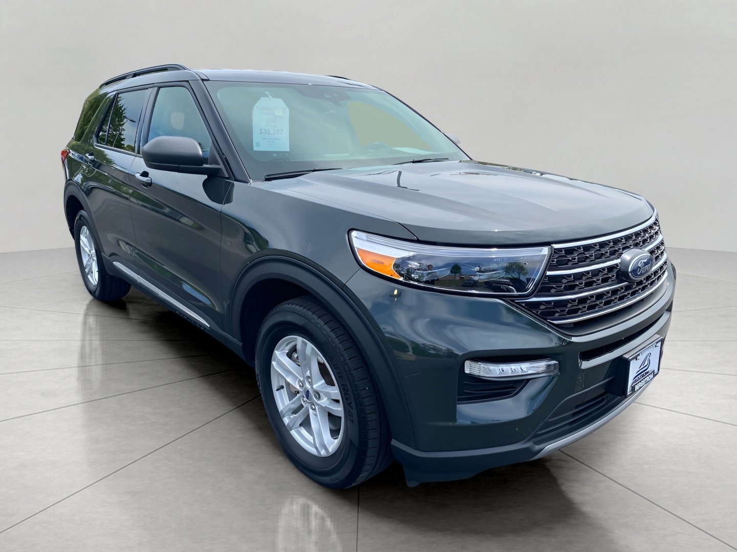 Certified 2023 Ford Explorer XLT w/ Equipment Group 202A