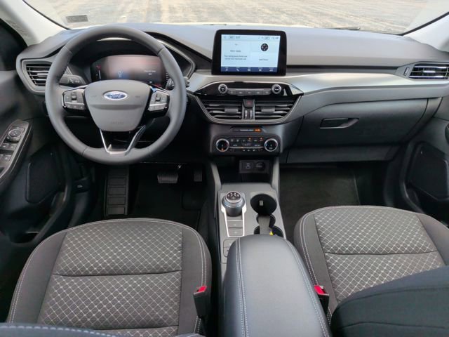 Certified 2023 Ford Escape Active AWD/4WD image 2