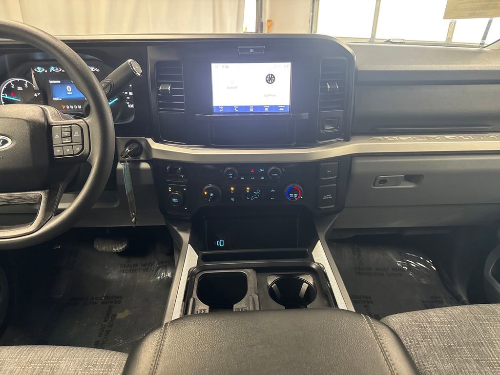 Certified 2025 Ford F350 XLT AWD/4WD image 17