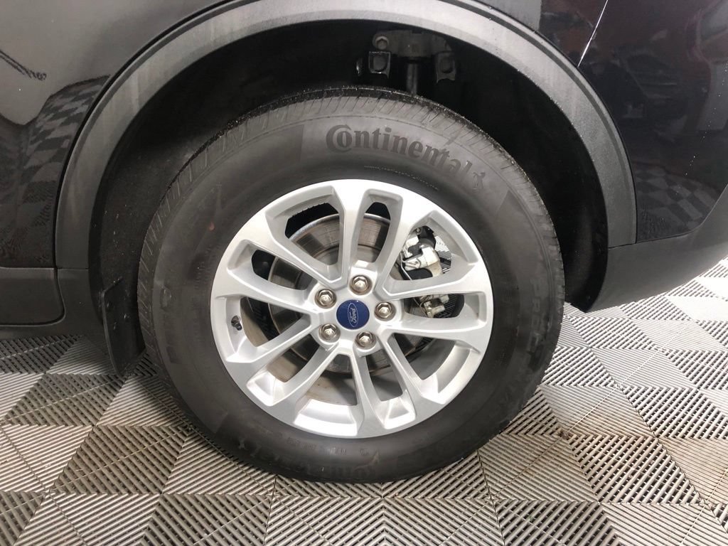 Certified 2022 Ford Escape SE w/ Cold Weather Package AWD/4WD image 20