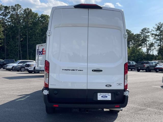 Certified 2026 Ford Transit 250 148 High Roof RWD image 18