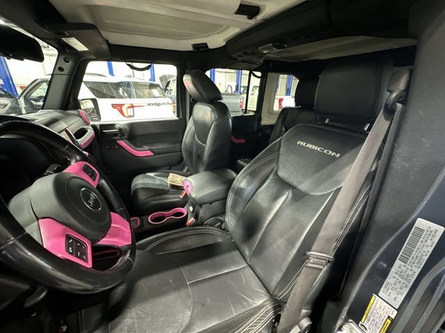 Used 2017 Jeep Wrangler Unlimited Rubicon w/ Connectivity Group AWD/4WD image 17