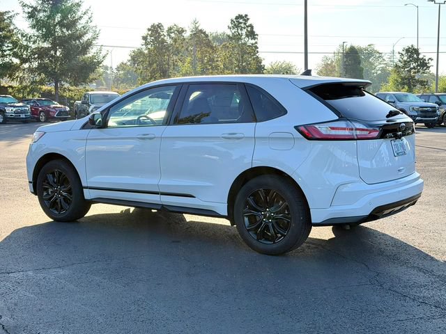 Certified 2024 Ford Edge SE w/ Black Appearance Package AWD/4WD image 6