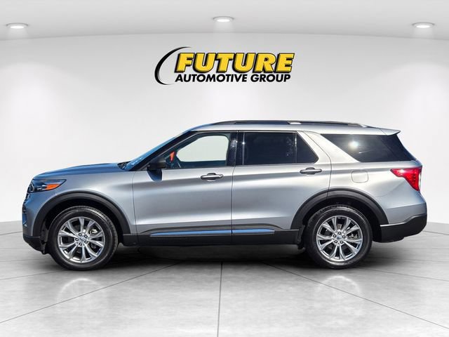 Certified 2021 Ford Explorer XLT w/ Equipment Group 202A image 2