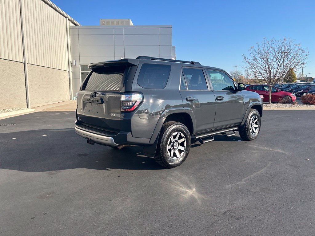 Used 2024 Toyota 4Runner TRD Off-Road Premium w/ Off Road Premium Plus Package AWD/4WD image 6