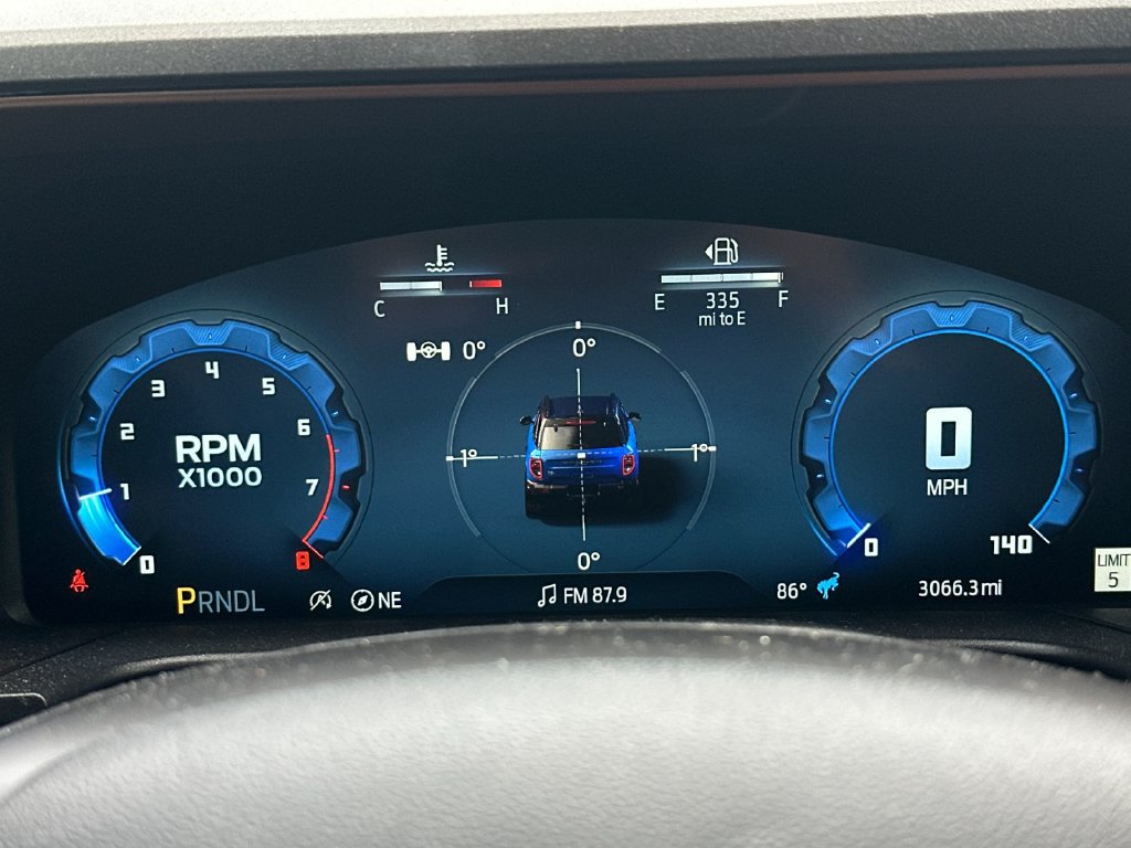 Certified 2025 Ford Bronco Sport Outer Banks w/ Outer Banks Tech Package+ AWD/4WD image 26