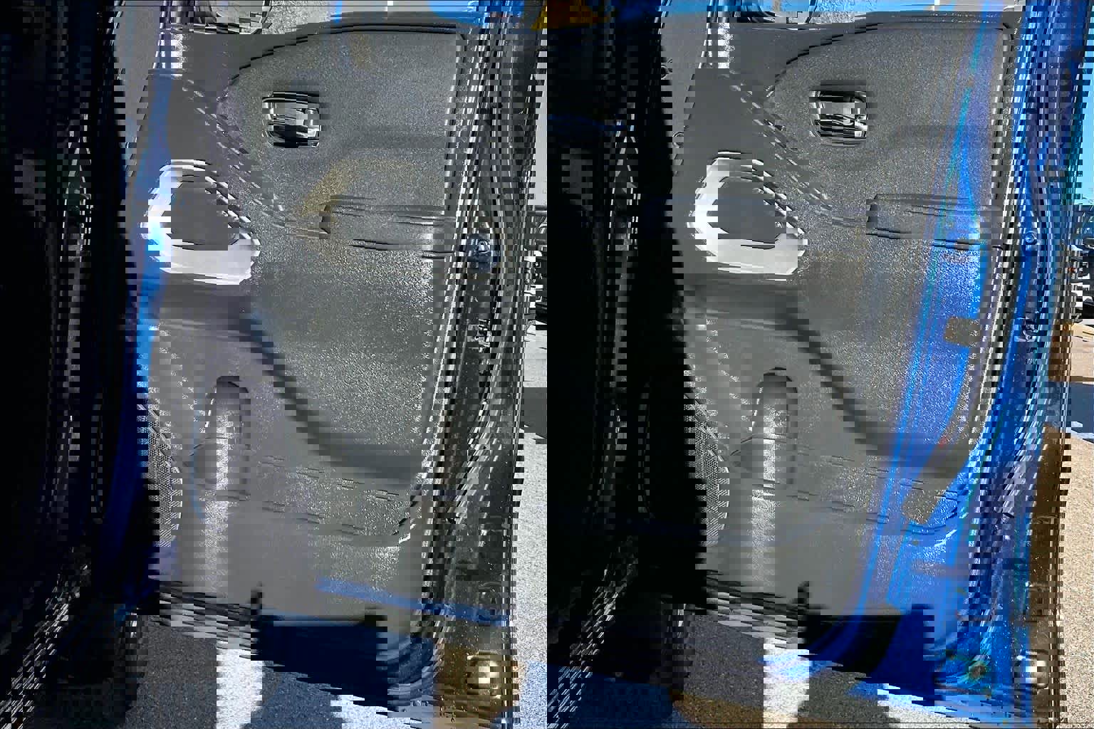 Used 2022 Nissan Frontier SV w/ Technology Package image 23