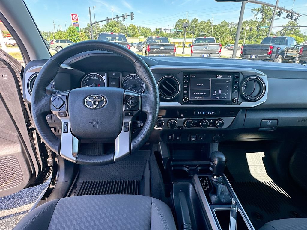 Used 2023 Toyota Tacoma SR5 w/ Technology Package AWD/4WD image 19