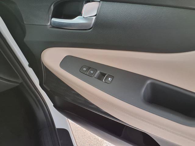 Used 2023 Hyundai Santa Fe SE w/ Cargo Package FWD image 25