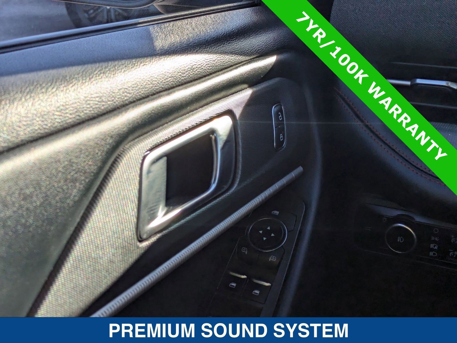 Certified 2025 Ford Explorer ST-Line w/ ST-Line Street Pack image 25