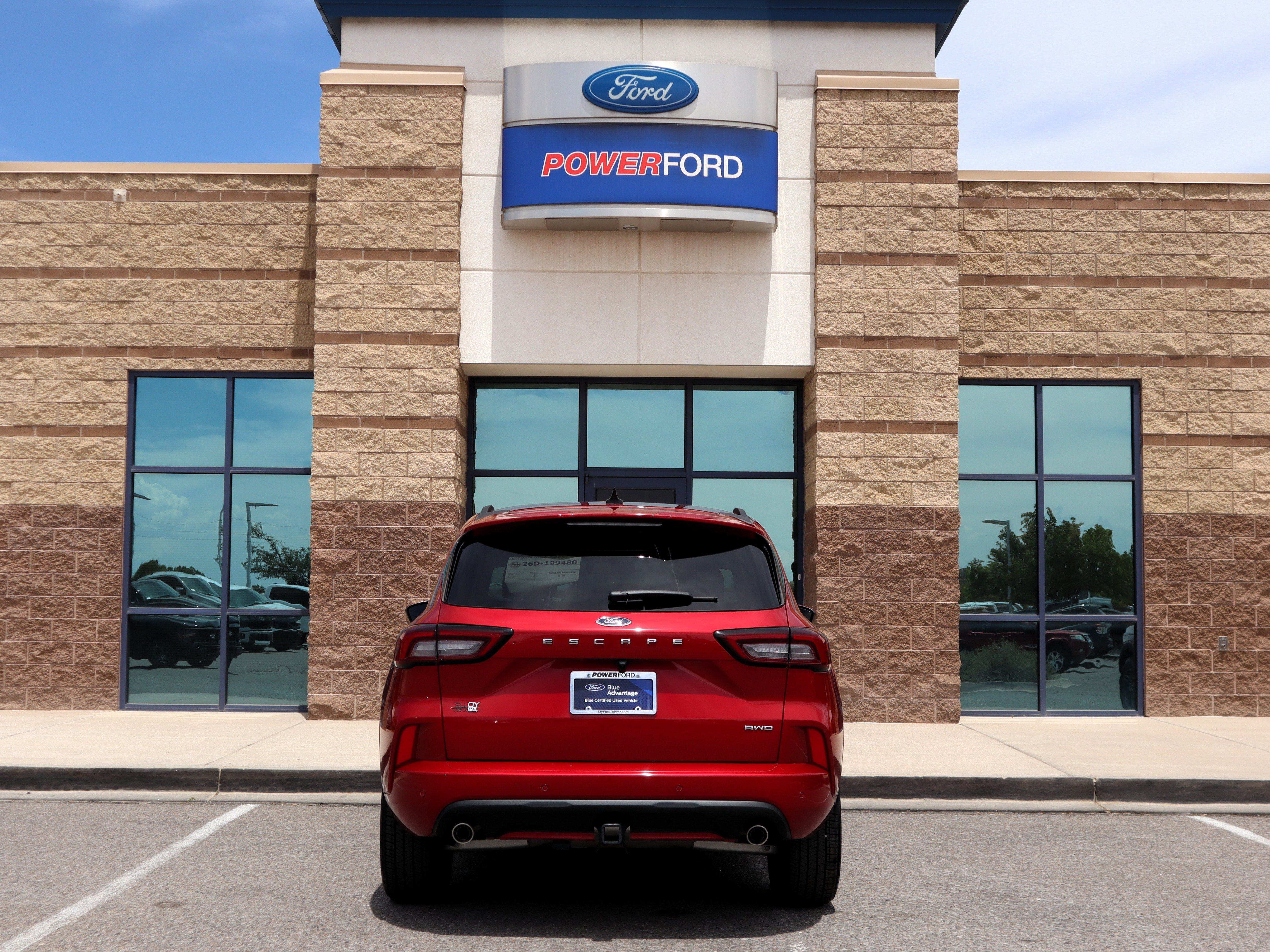 Certified 2025 Ford Escape ST-Line Elite w/ Premium Technology Package AWD/4WD image 7