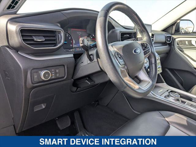 Certified 2022 Ford Explorer XLT w/ Equipment Group 202A image 9