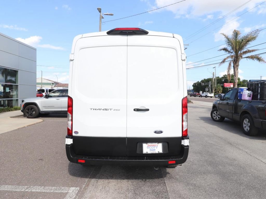 Certified 2023 Ford Transit 250 Medium Roof image 4