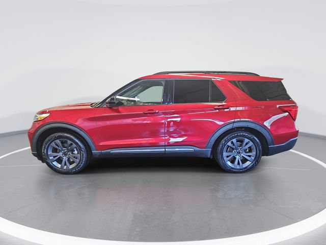 Certified 2023 Ford Explorer XLT w/ Equipment Group 202A RWD image 6