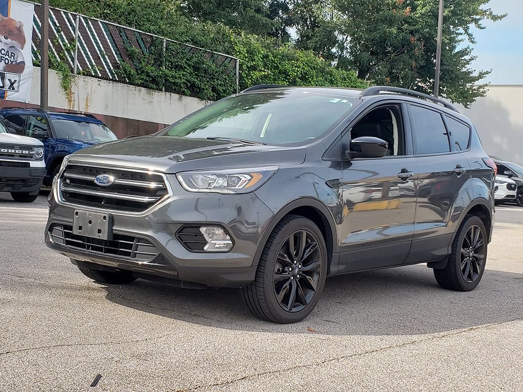 Certified 2019 Ford Escape SE AWD/4WD image 1