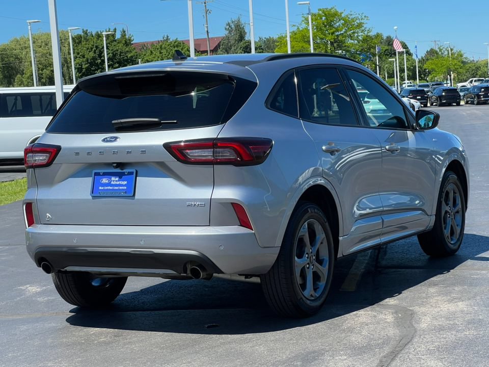 Certified 2023 Ford Escape ST-Line w/ Tech Pack #1 AWD/4WD image 8