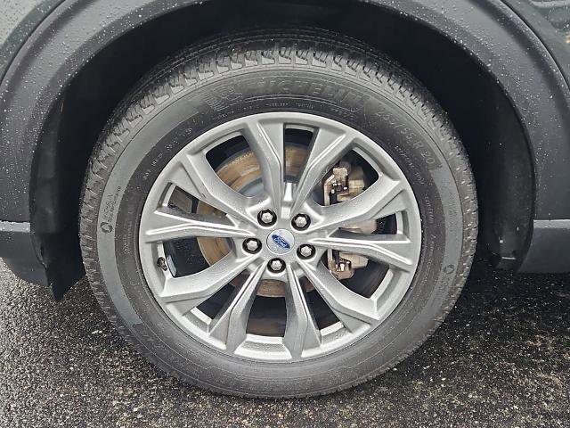 Certified 2022 Ford Explorer XLT w/ Equipment Group 202A image 32