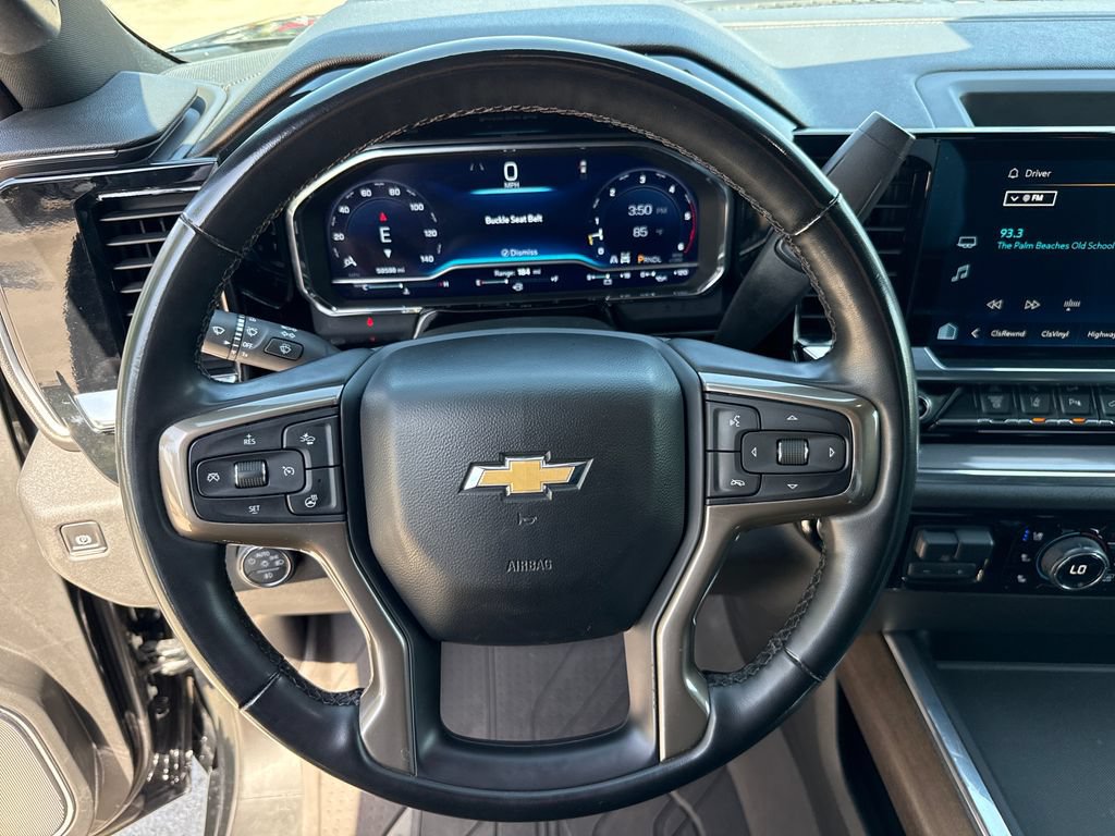 Used 2024 Chevrolet Silverado 2500 High Country w/ Technology Package AWD/4WD image 17