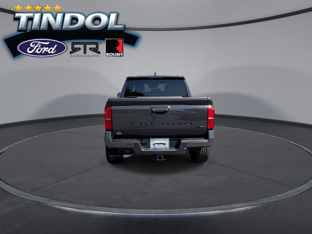 Used 2025 Toyota Tacoma SR5 AWD/4WD image 7