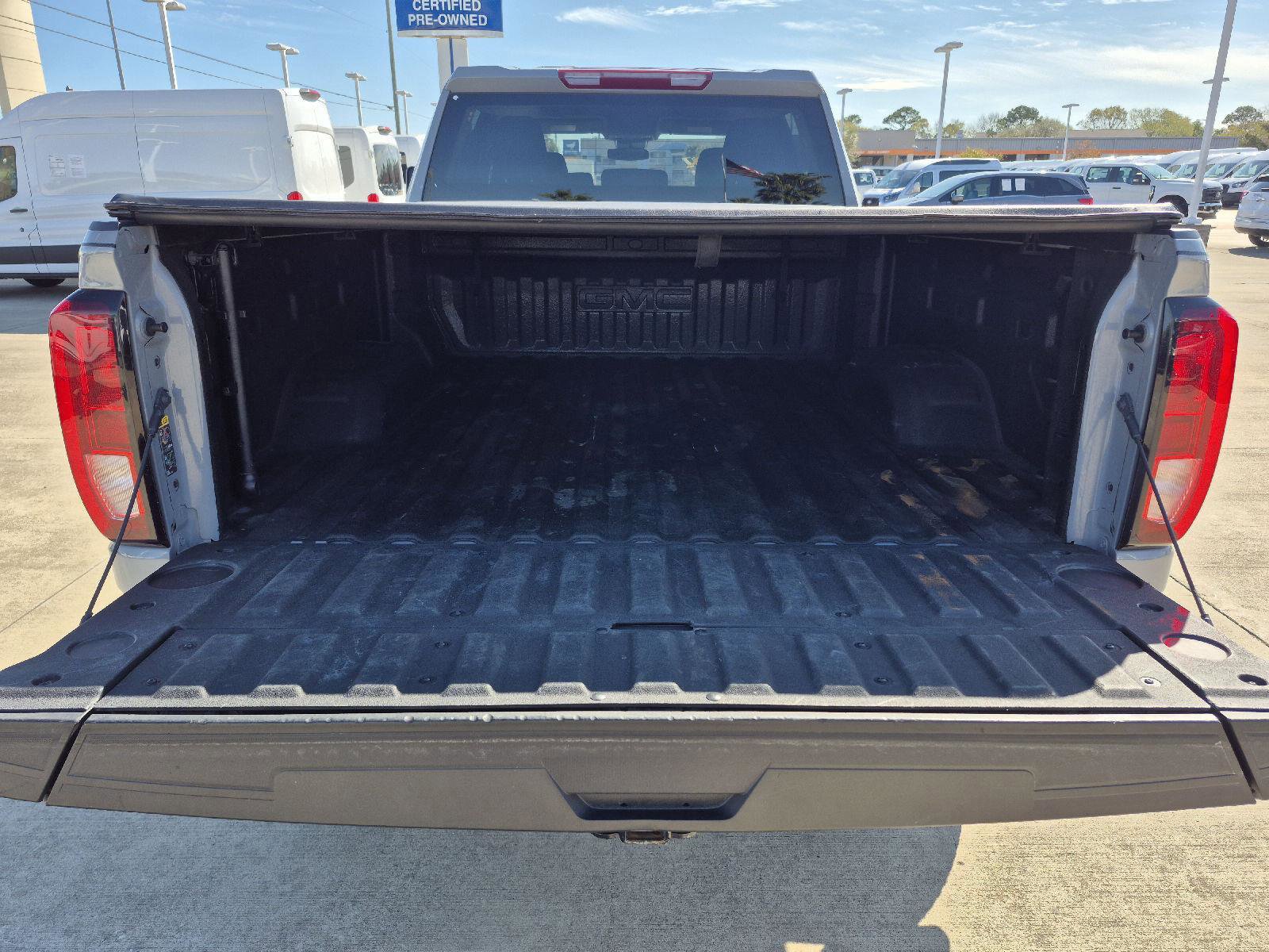 Used 2024 GMC Sierra 2500 SLE w/ SLE Value Package; image 7