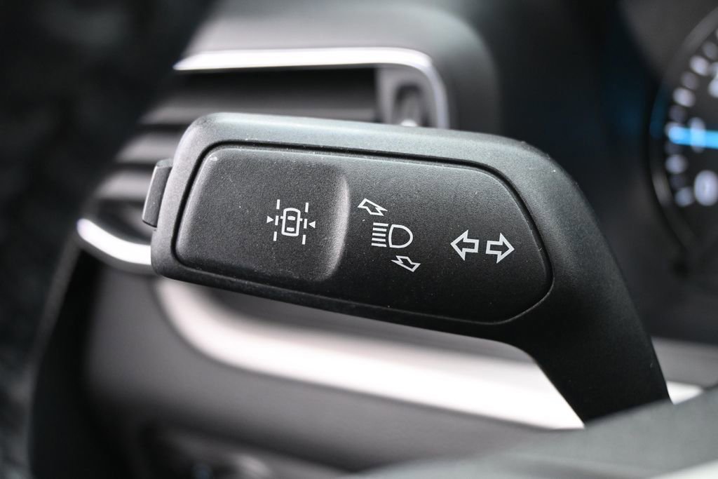 Certified 2023 Ford Explorer XLT w/ Equipment Group 202A image 33