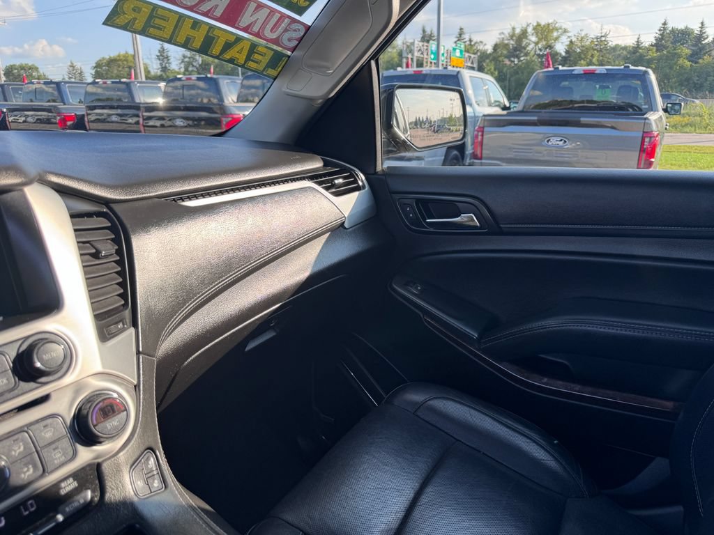 Used 2019 GMC Yukon XL SLT AWD/4WD image 19