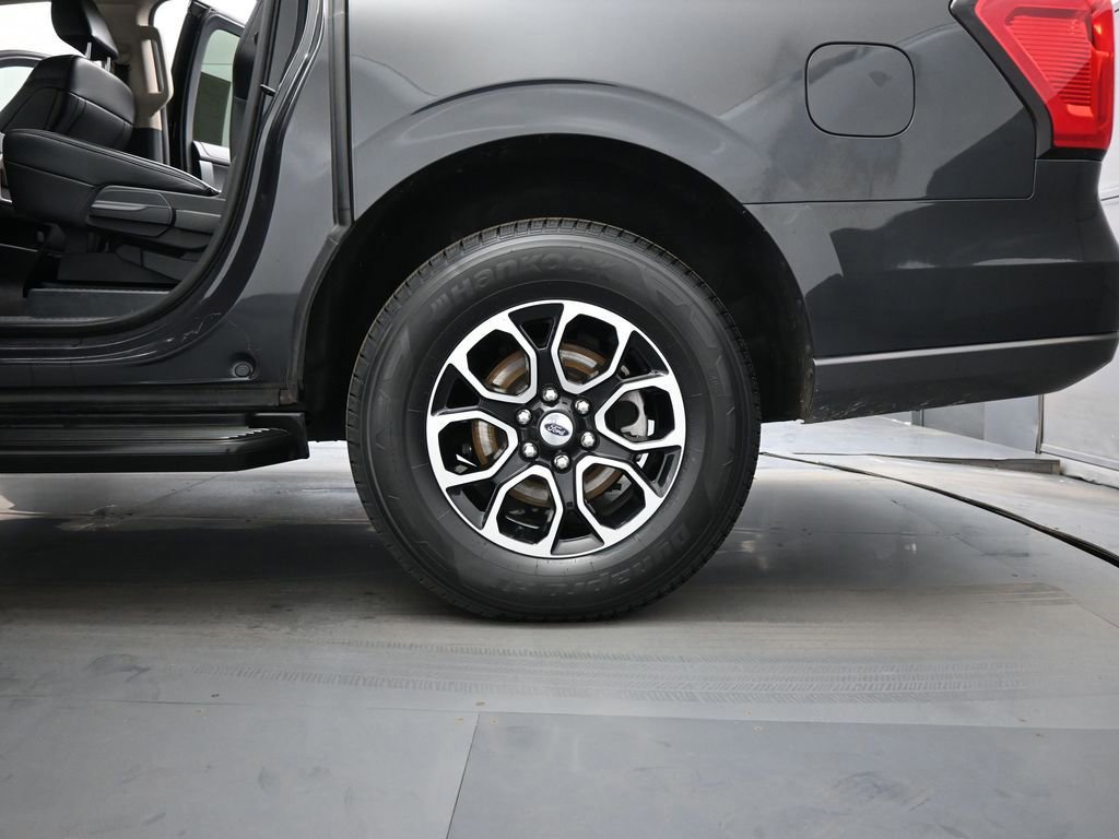 Certified 2024 Ford Expedition Max XLT image 47