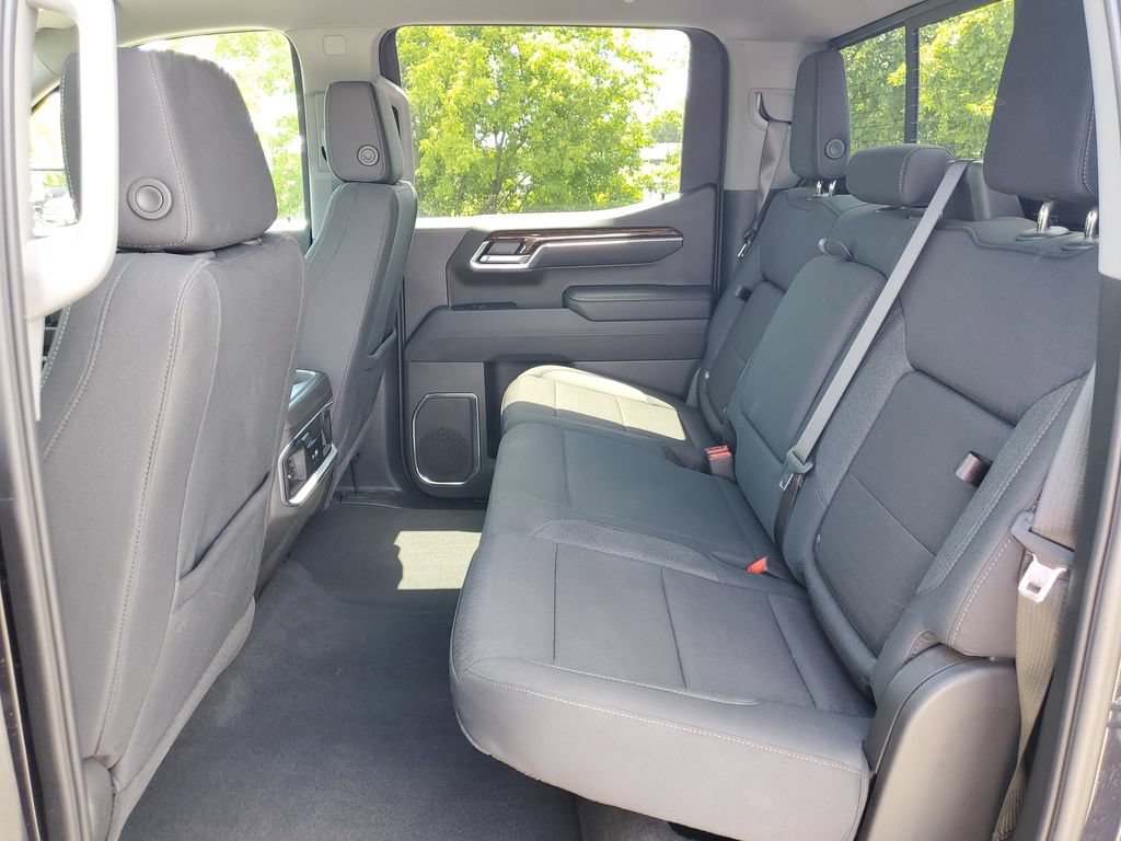 Used 2025 GMC Sierra 1500 Elevation w/ Preferred Package AWD/4WD image 16