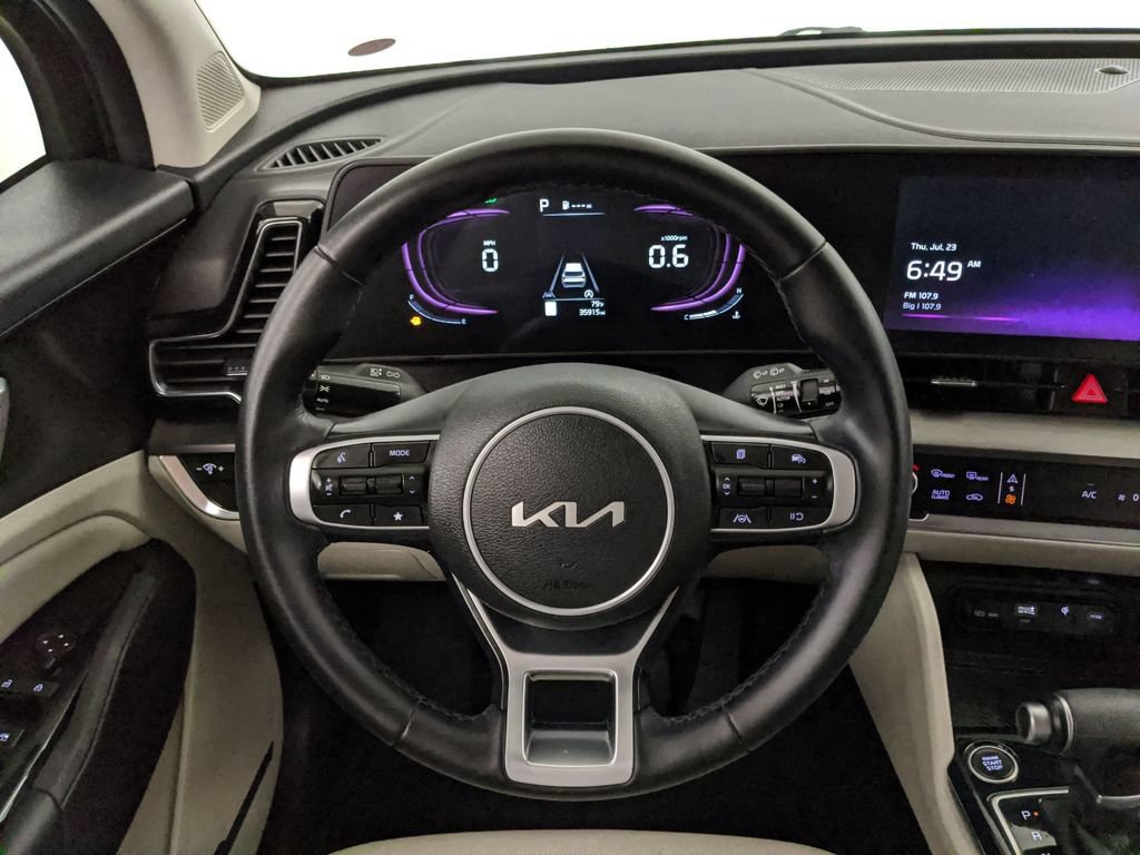 Used 2024 Kia Sportage EX FWD image 10