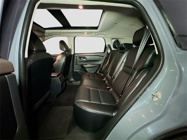 Used 2023 Nissan Rogue SL image 19