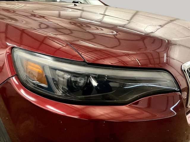 Used 2020 Jeep Cherokee Latitude Plus w/ Cold Weather Group AWD/4WD image 27