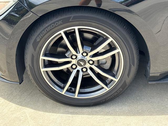 Certified 2017 Ford Mustang Coupe RWD image 11