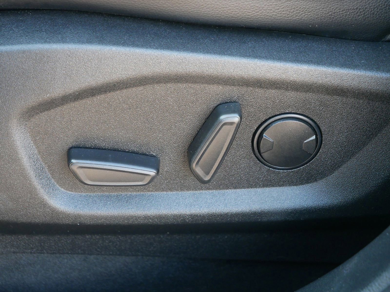 Certified 2023 Ford Edge SEL image 15