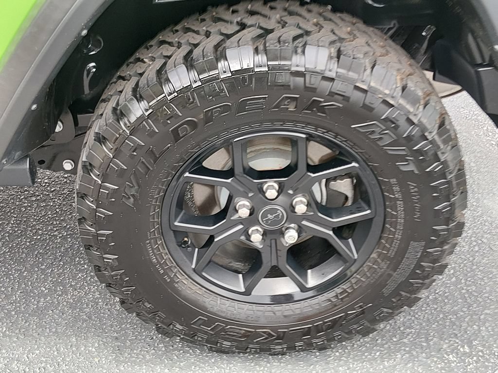 Used 2025 Jeep Wrangler Sport AWD/4WD image 15