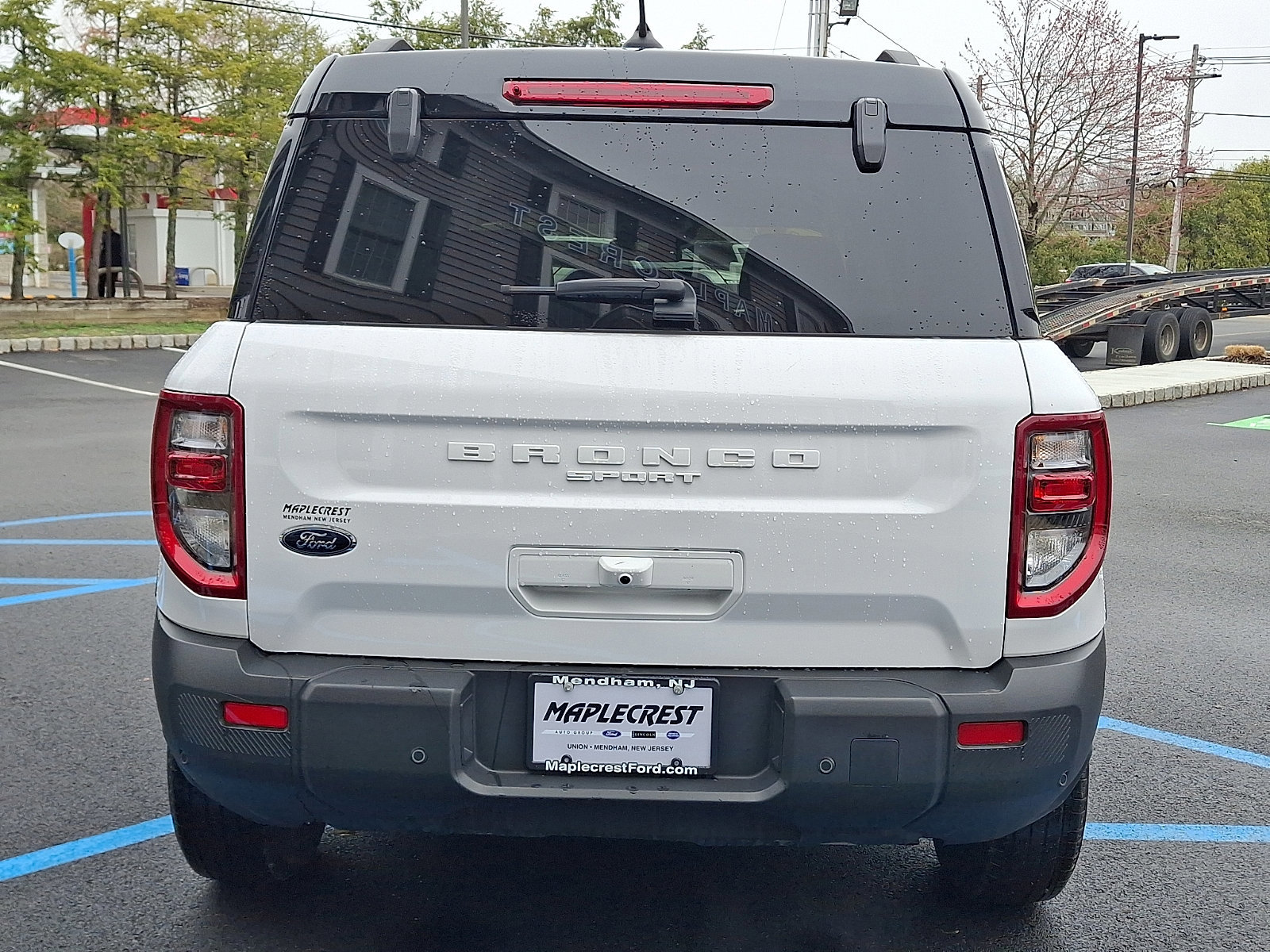 Certified 2025 Ford Bronco Sport Outer Banks w/ Outer Banks Tech Package+ AWD/4WD image 3