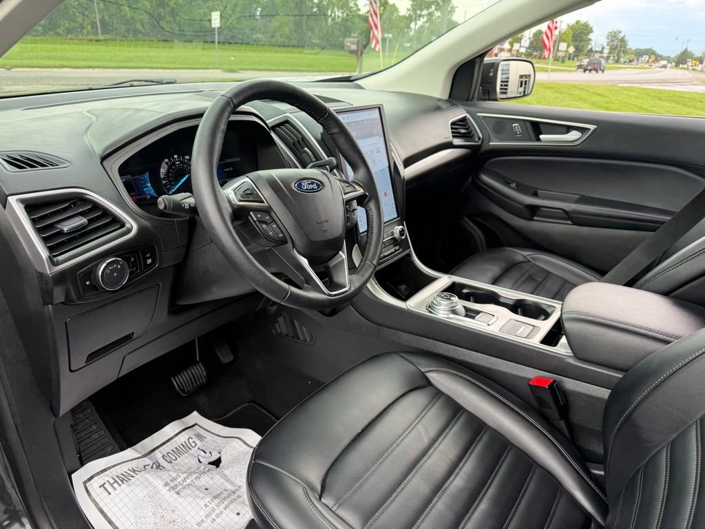 Certified 2024 Ford Edge SEL w/ Convenience Package AWD/4WD image 11