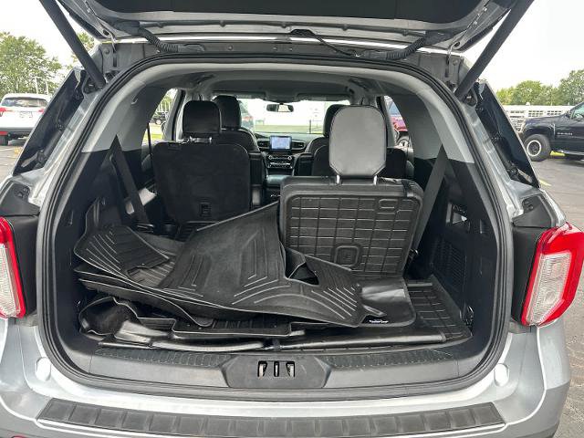 Certified 2022 Ford Explorer Limited w/ Equipment Group 301A AWD/4WD image 33