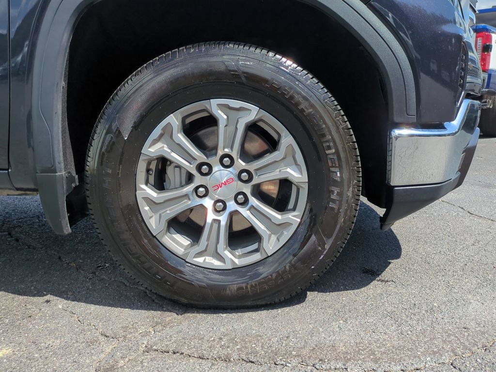 Used 2025 GMC Sierra 1500 SLT RWD image 13
