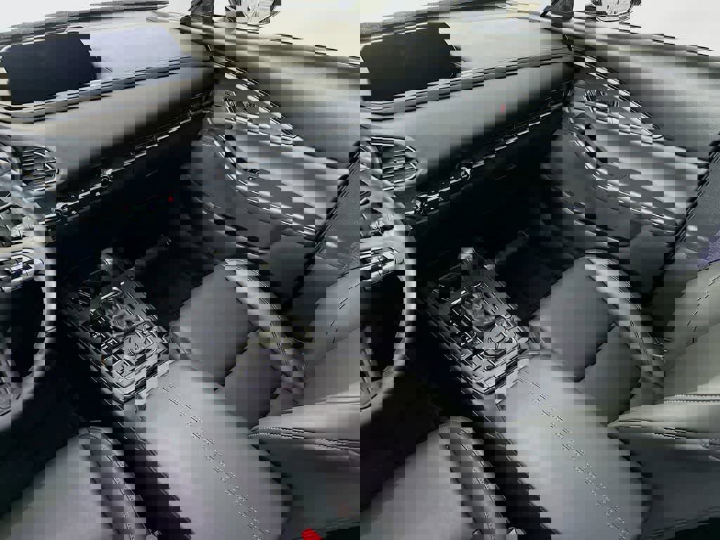 Used 2023 MAZDA CX-30 AWD 2.5 S w/ Select Package image 11