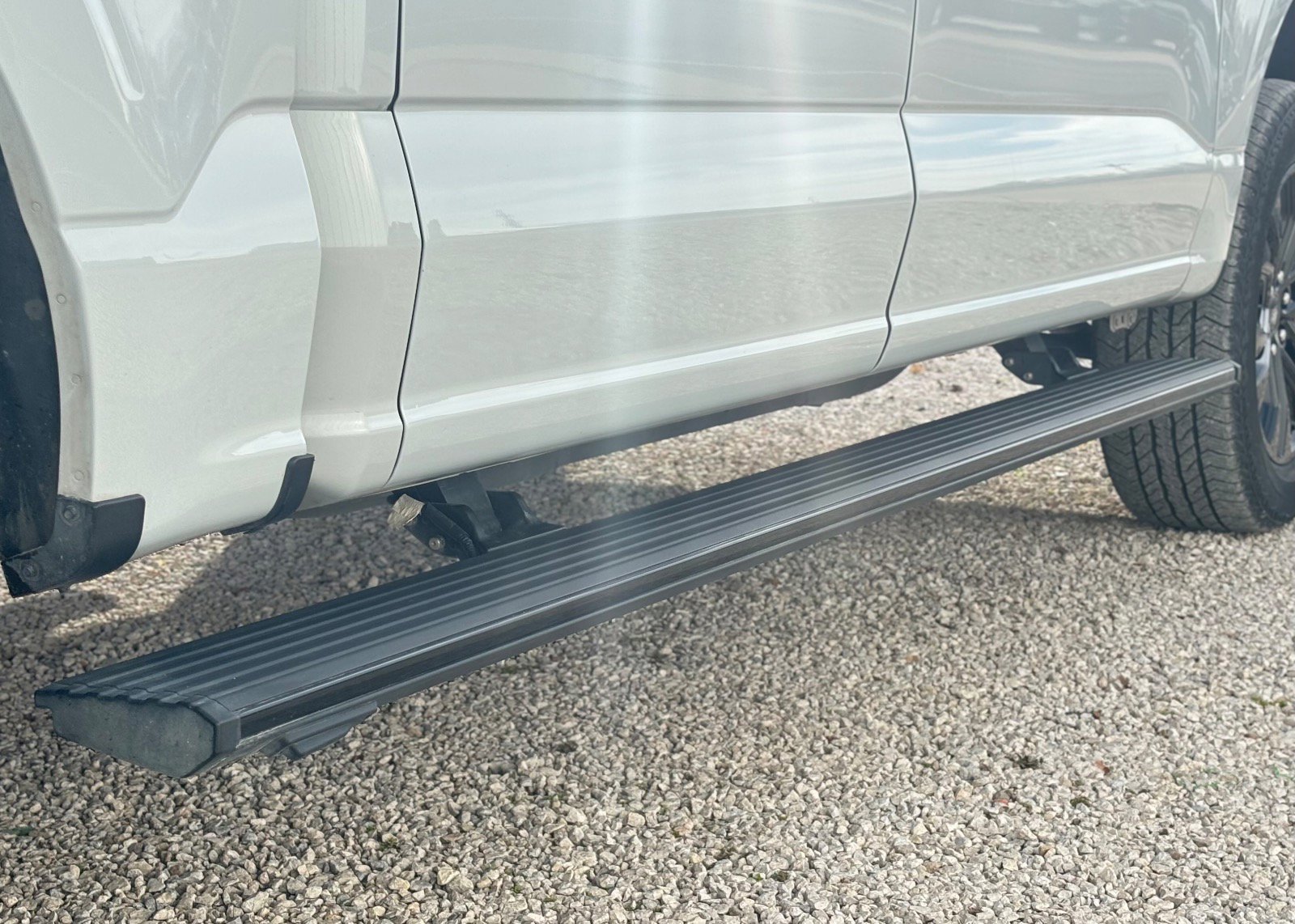 Certified 2023 Ford F150 Lariat w/ Equipment Group 502A High image 22